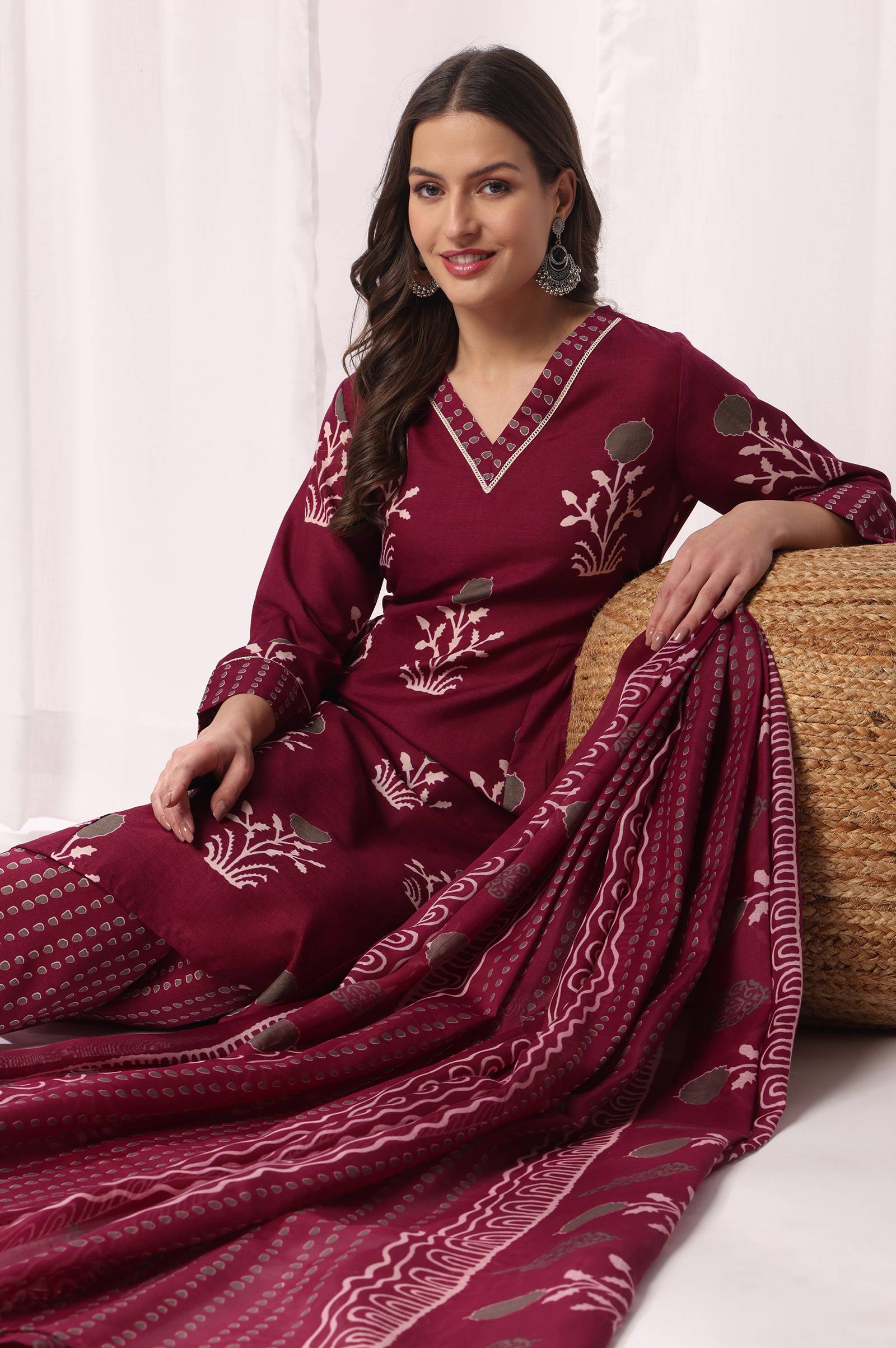 wine-cotton-blend-floral-printed-kurta-set-with-dupatta-for-women