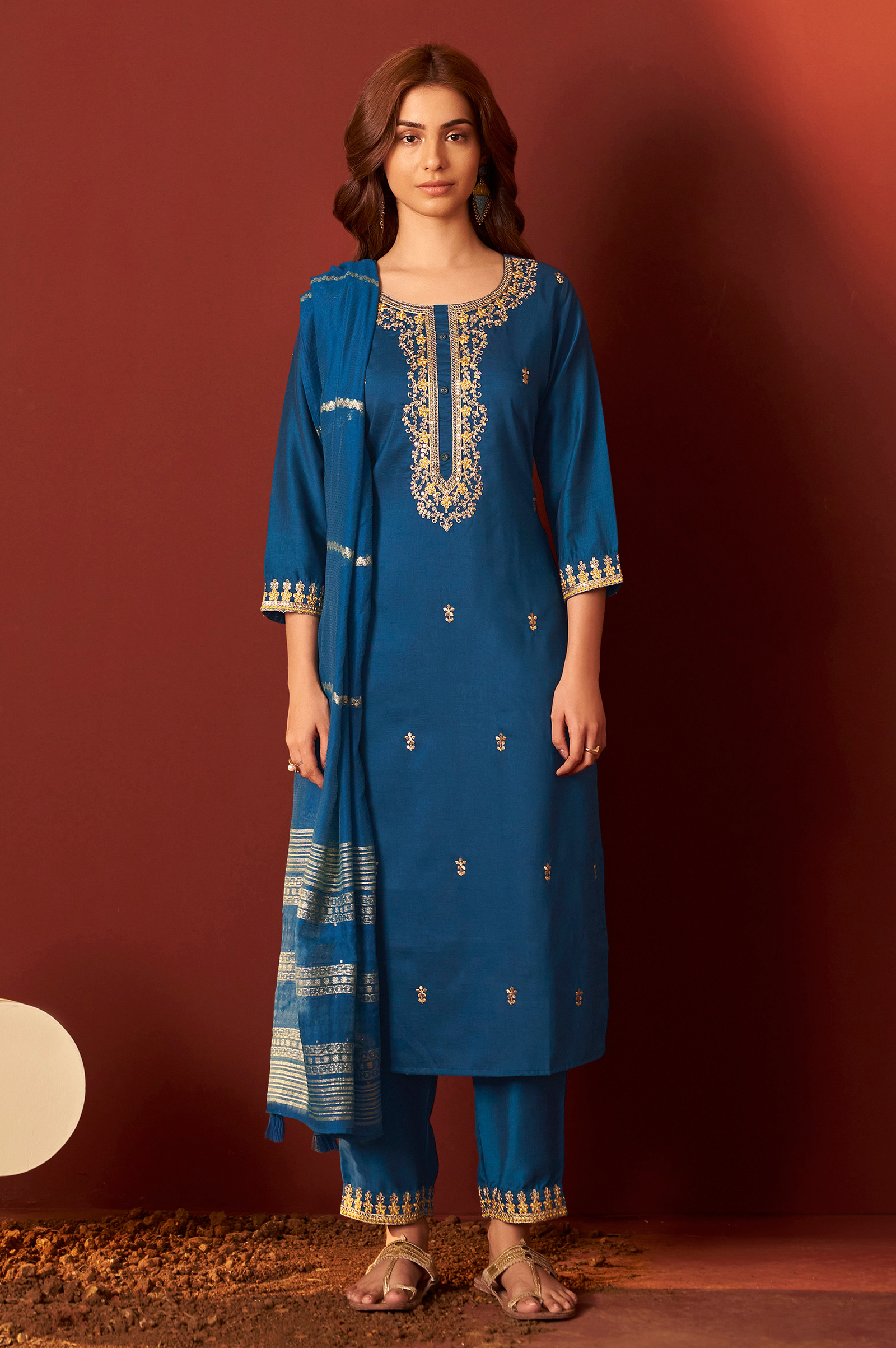 rama-chinnon-embroidered-kurta-set-with-dupatta