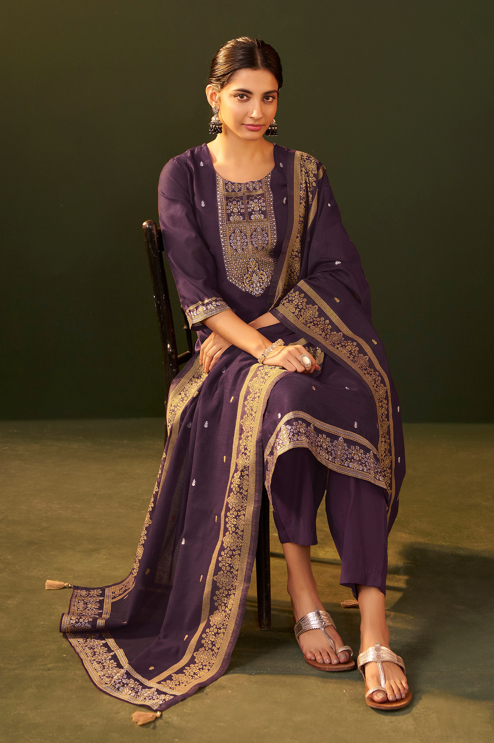 purple-jacquard-silk-blend-straight-kurta-set-with-dupatta