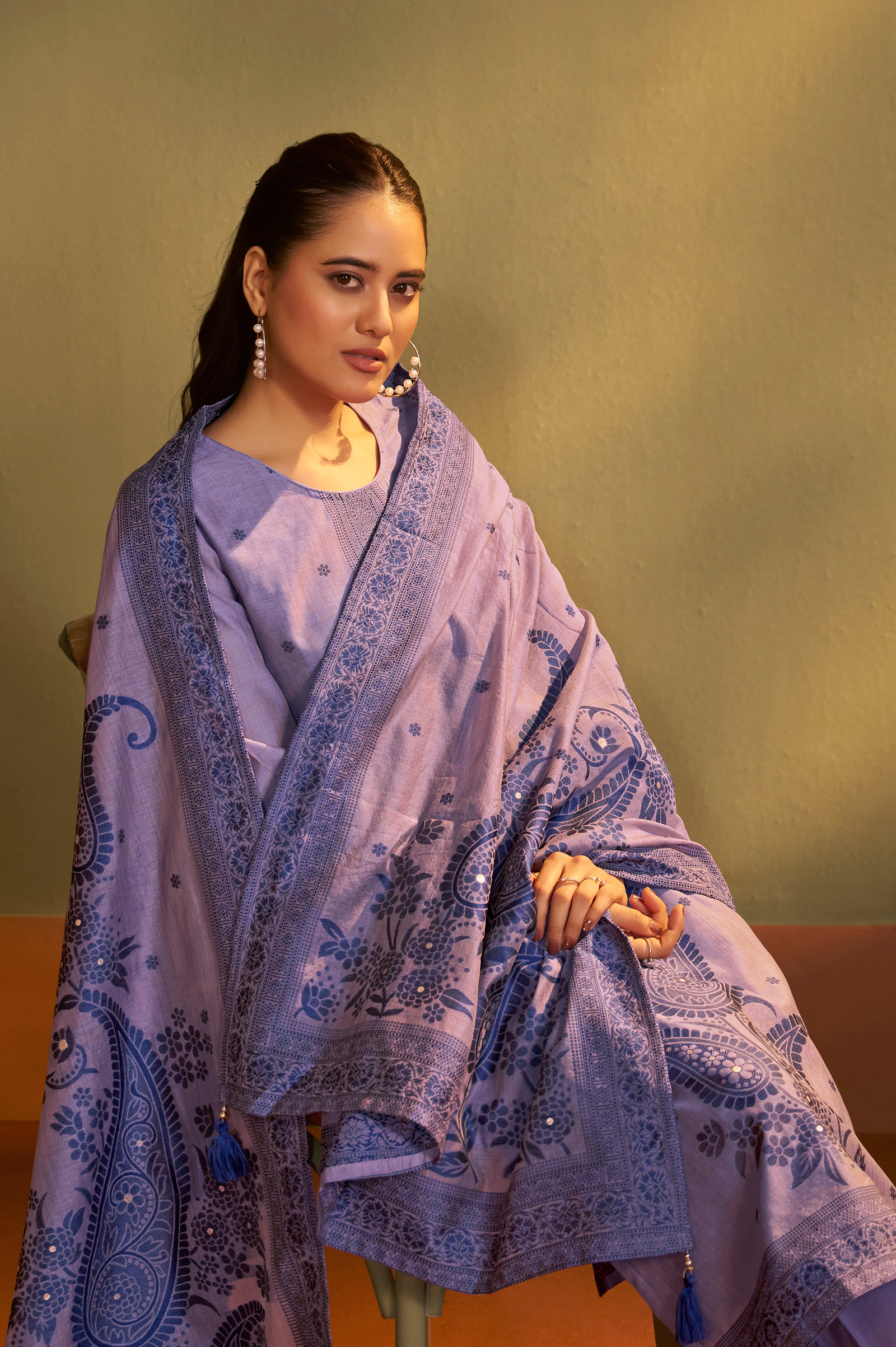 lilac-jacquard-art-silk-kurta-set-with-cotton-bottom-silk-jacquard-dupatta