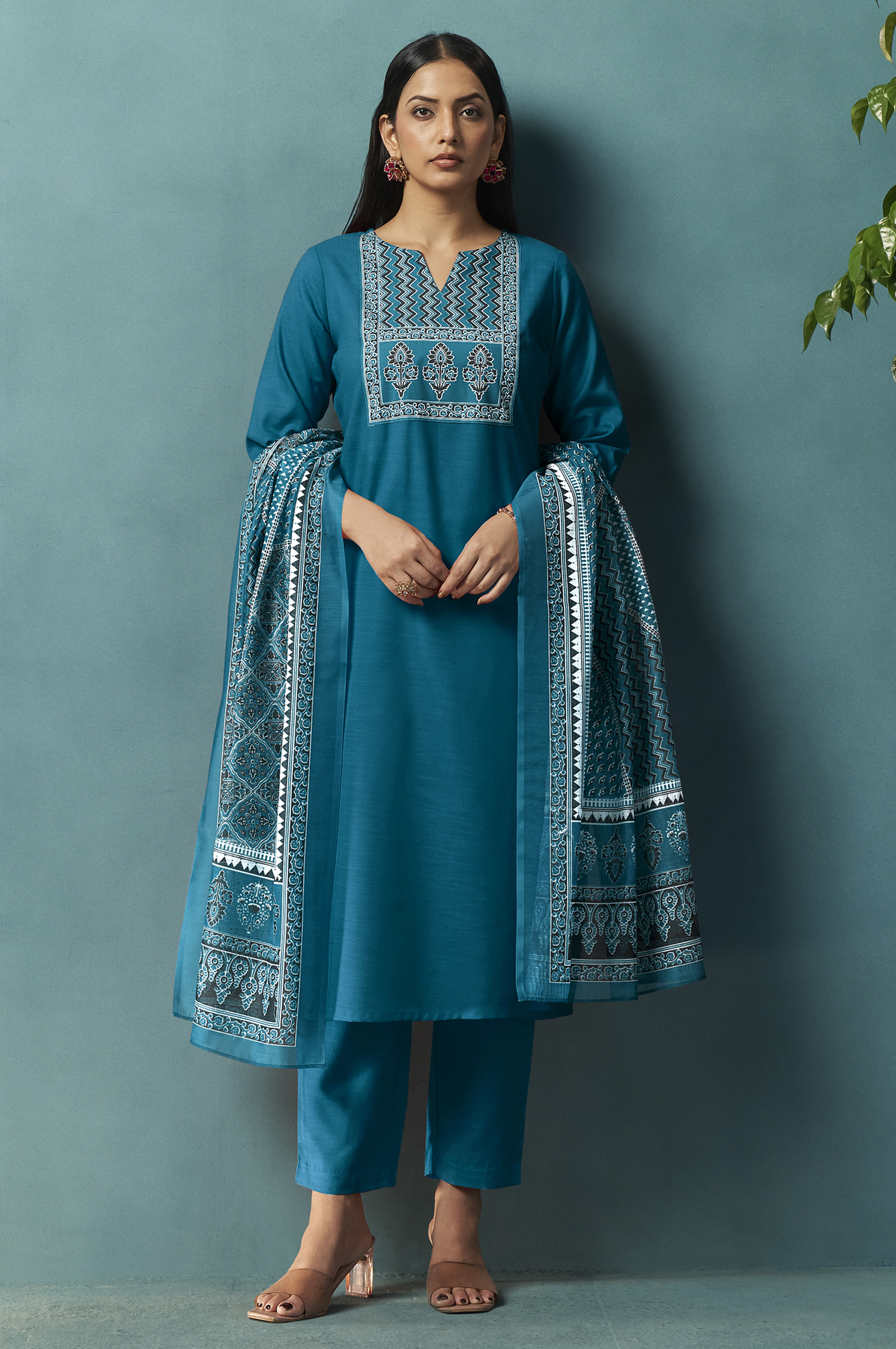 blue-cotton-blend-digital-printed-straight-kurta-set