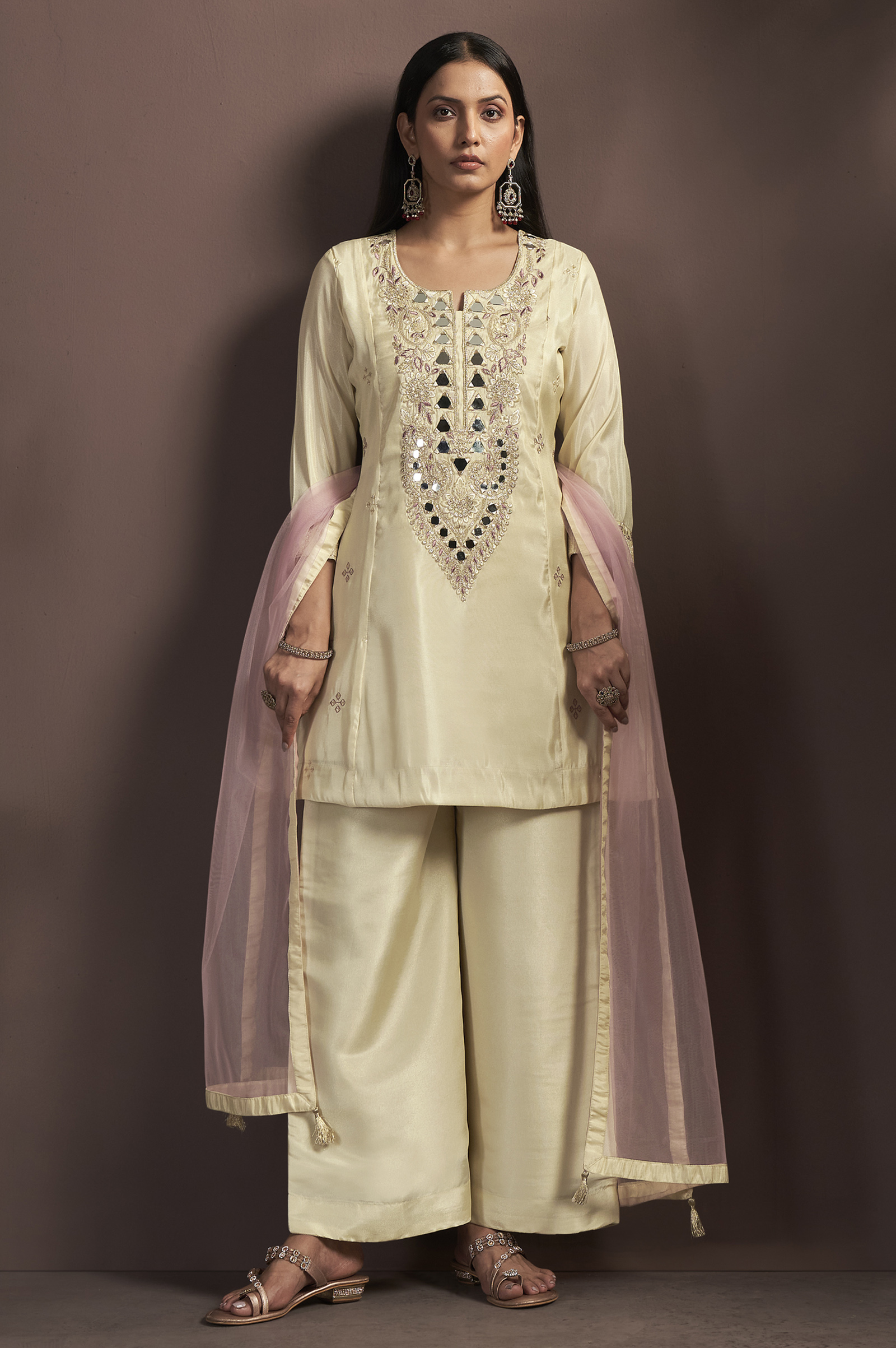 womens-cream-embroidered-mirror-work-silk-blend-straight-kurta-set-with-grey-net-dupatta