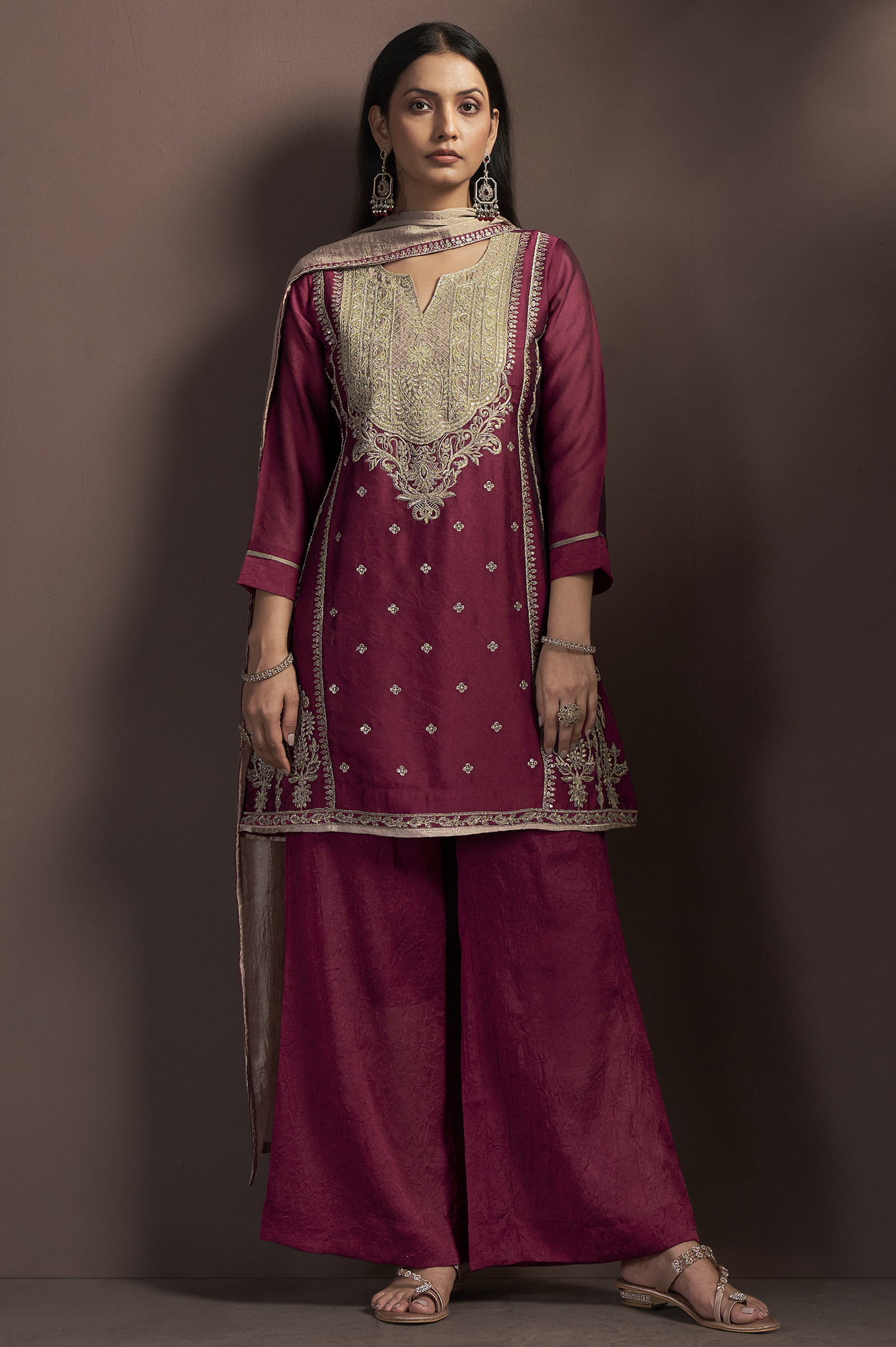 womens-red-embroidered-silk-blend-straight-kurta-set-with-pink-net-dupatta-round-neck-knee-length-kurta-34-sleeves