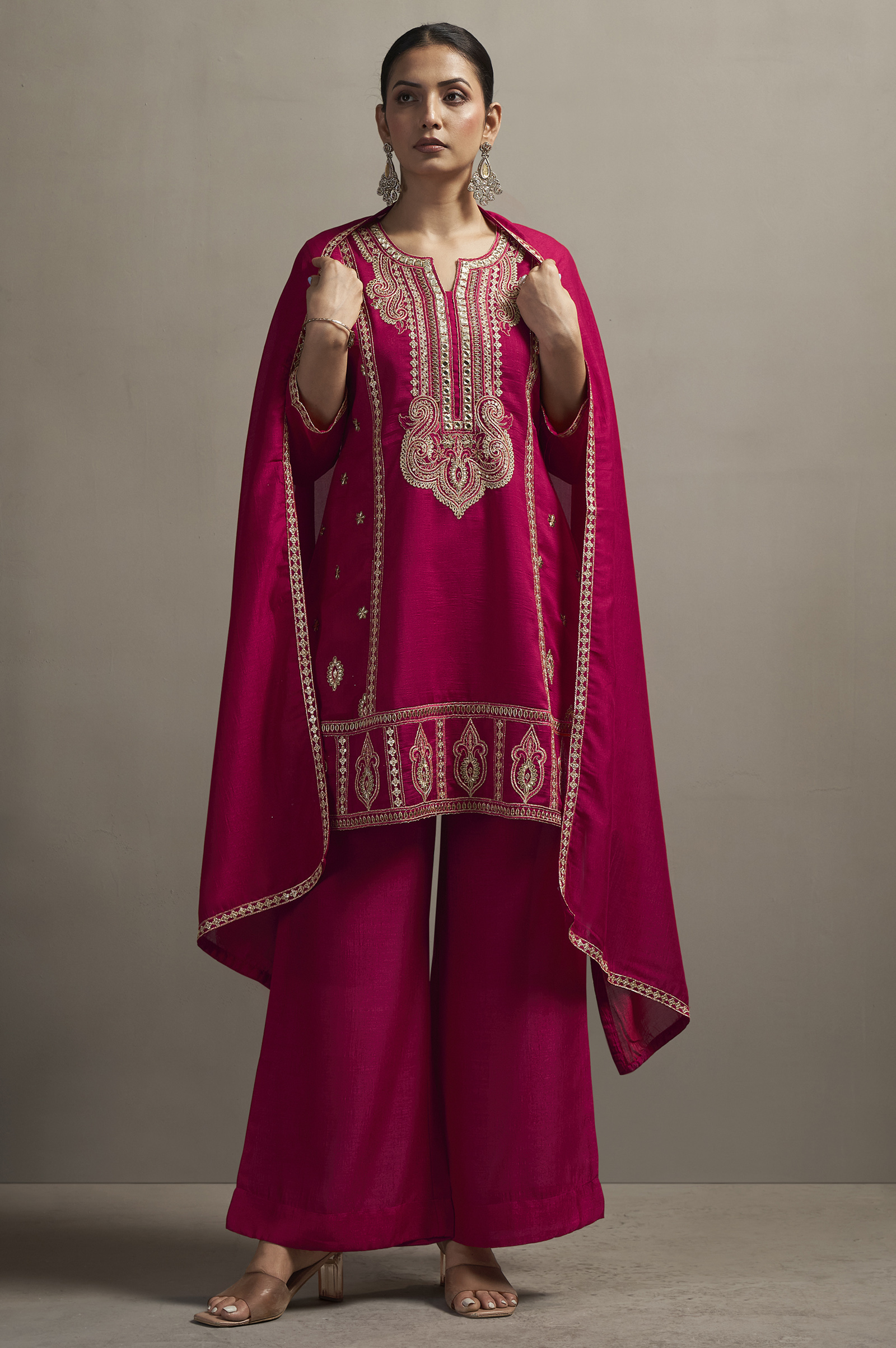 womens-red-embroidered-silk-blend-straight-kurta-set