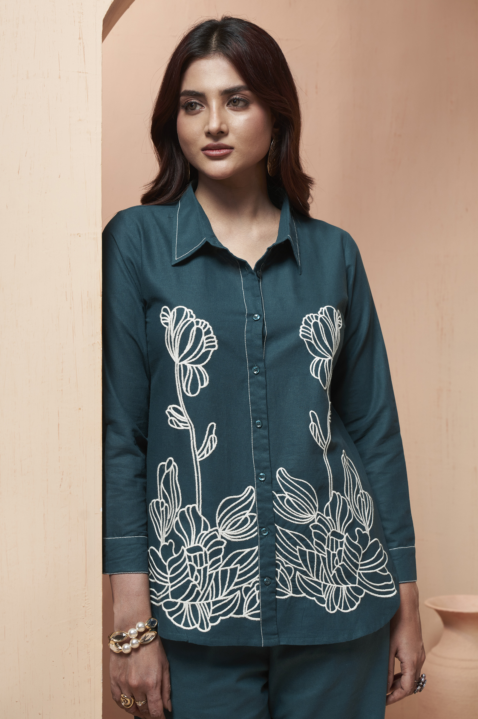 womens-navy-blue-embroidered-cotton-flex-co-ord-set