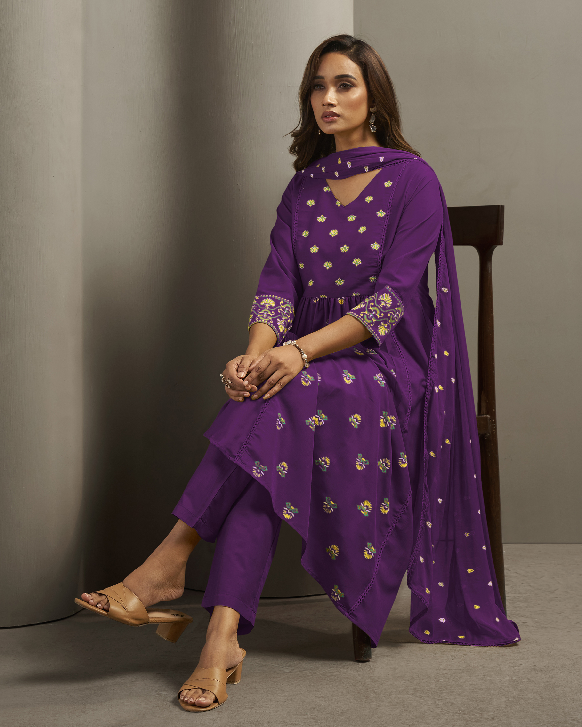 womens-wine-cotton-ethnic-motifs-printed-flared-kurta-set-with-dupatta