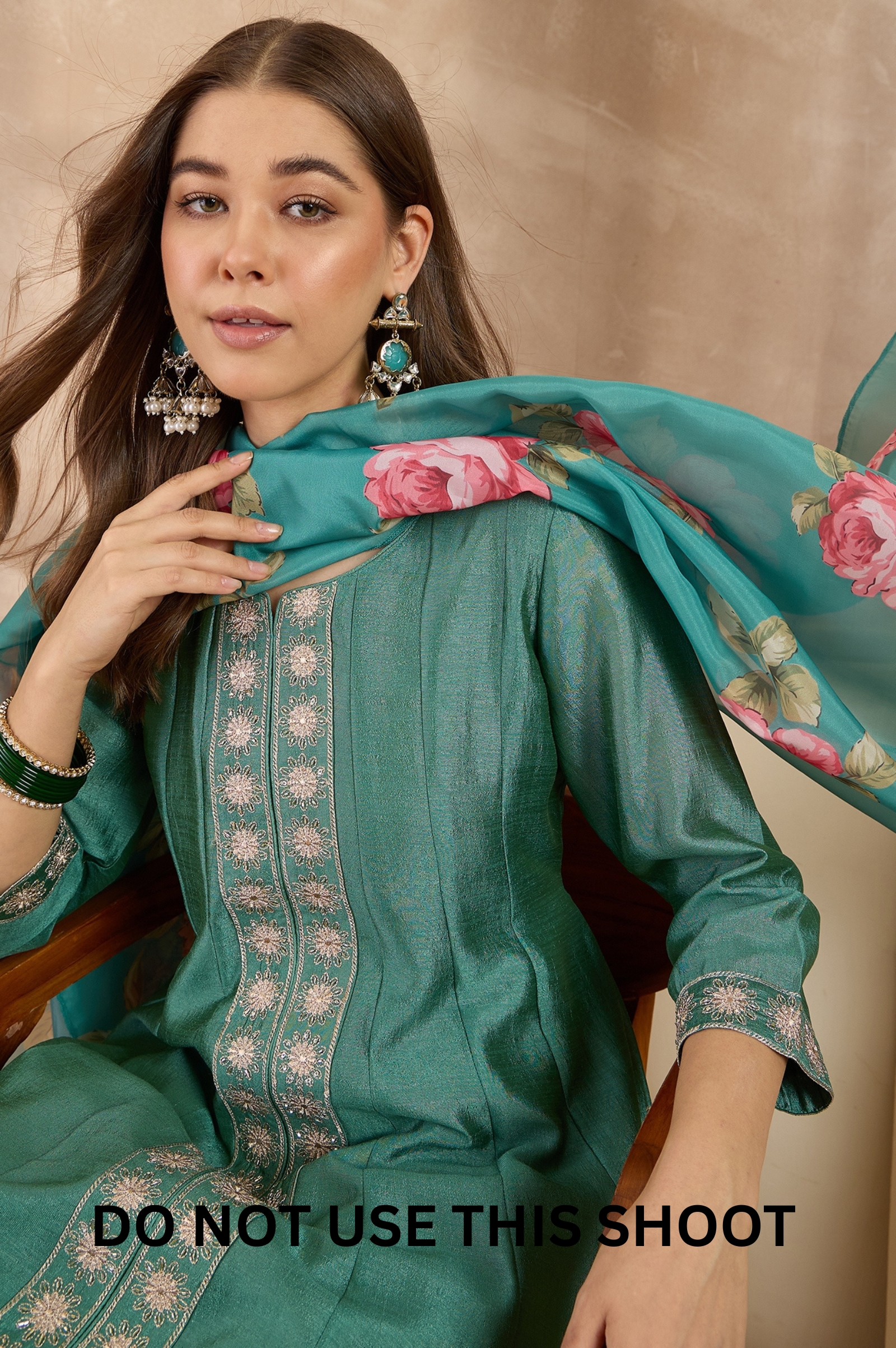women-green-vichitra-silk-embroidered-kurta-trousers-dupatta-set